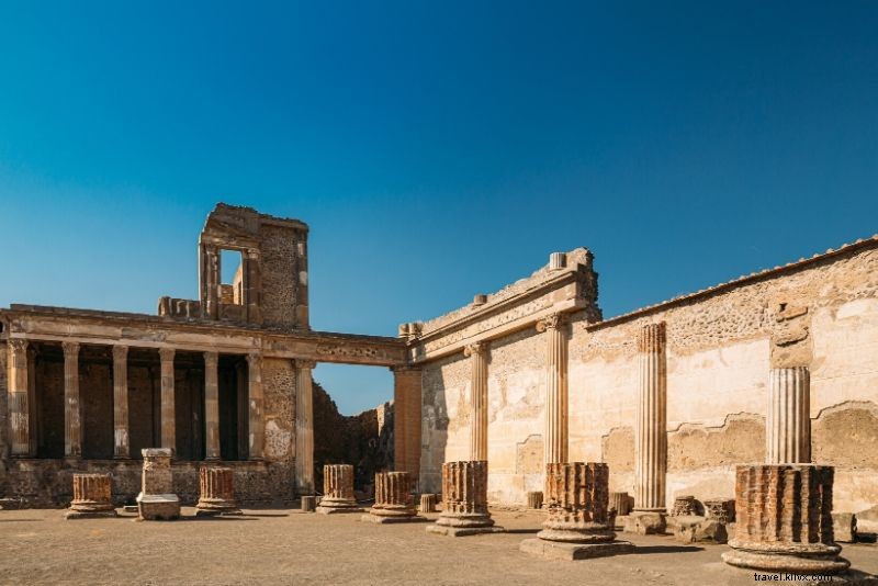 Top 23 Best Pompeii Tours: Expert Guides to Ancient Roman Ruins