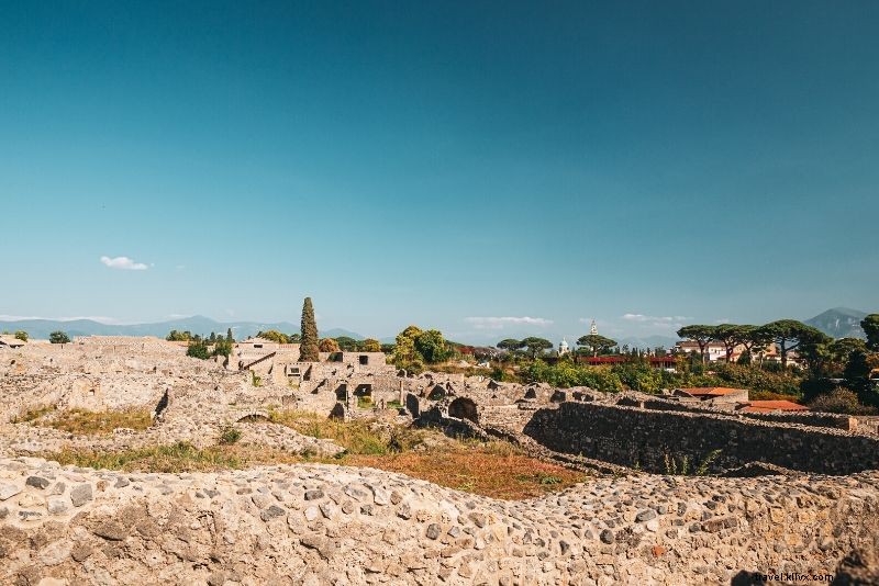 Top 23 Best Pompeii Tours: Expert Guides to Ancient Roman Ruins