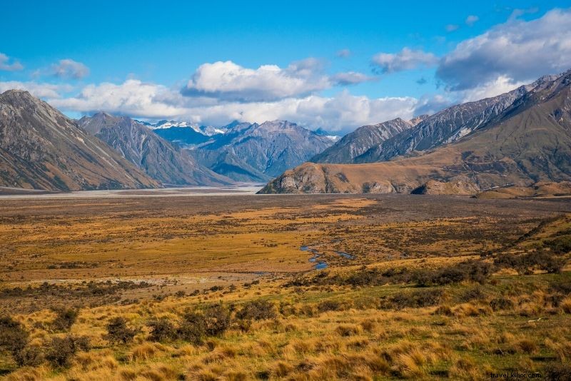 Best Lord of the Rings Tours in New Zealand: Ultimate Guide to Iconic Filming Locations