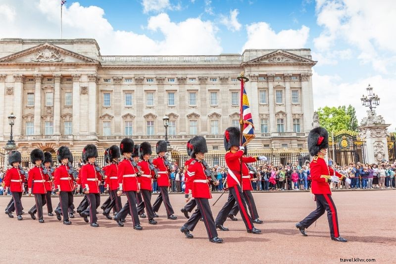 Last-Minute Buckingham Palace Tickets: Secure Yours Before Sell-Out!