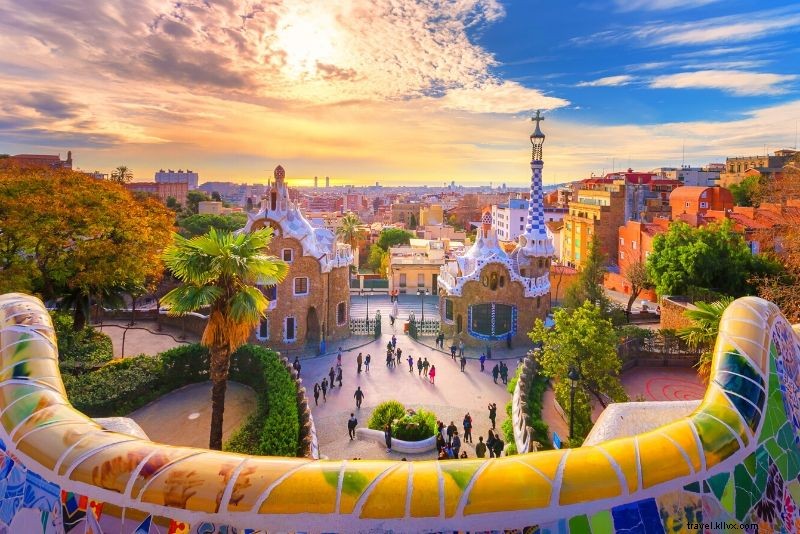 Top 23 Barcelona Tours: Ultimate Guide to Gaudí, Nightlife & Hidden Gems