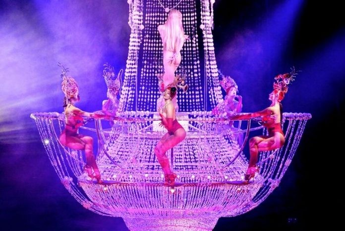 Lido de Paris Cabaret Show Tickets: Prices, Booking Guide & Essential Tips
