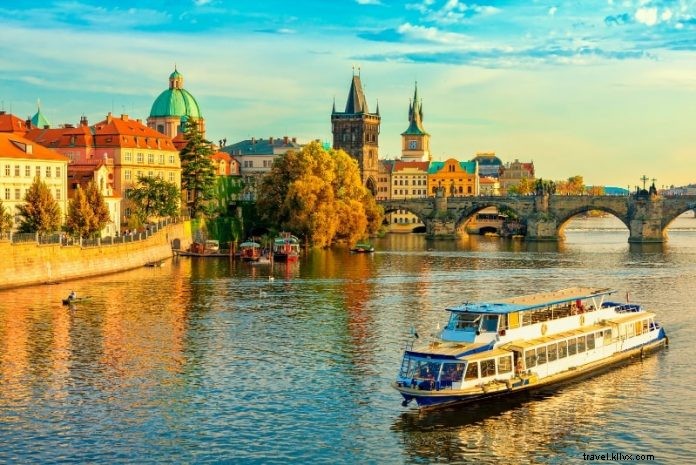 Best Prague River Cruises: Top Options, Prices & Booking Guide