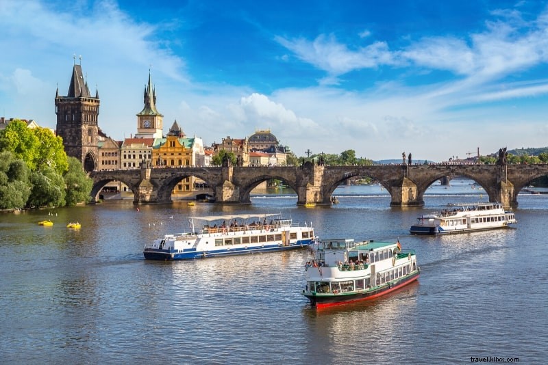 Best Prague River Cruises: Top Options, Prices & Booking Guide