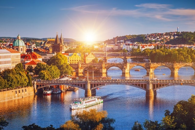 Best Prague River Cruises: Top Options, Prices & Booking Guide