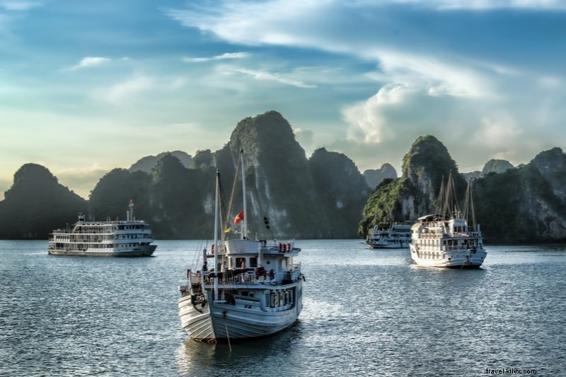 Top 12 Best Halong Bay Cruises from Hanoi: Expert Picks & Reviews