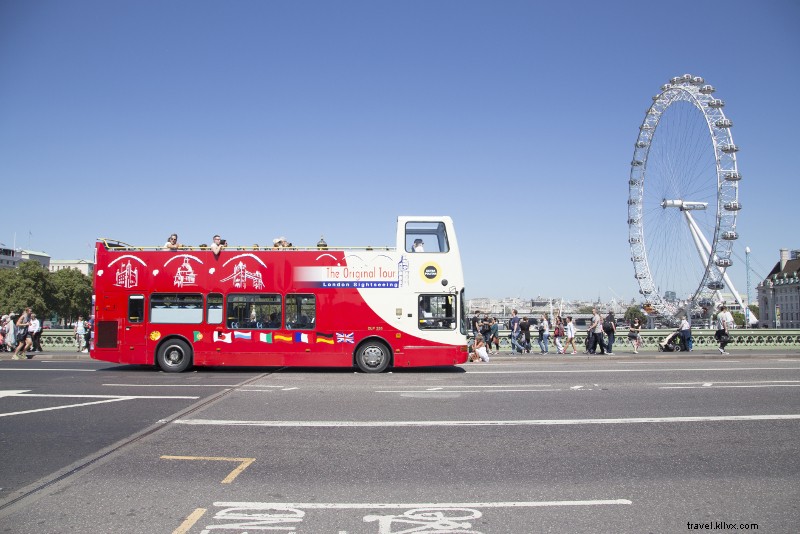 Ultimate Guide to Hop-On Hop-Off Bus Tours in London: Best Routes, Prices & Discounts