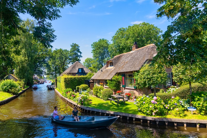 Top 28 Day Trips from Amsterdam: Zaanse Schans, Keukenhof & More