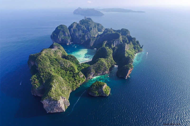 Ultimate Guide to Phuket Boat Tours: Best Islands, Times & Safety Tips