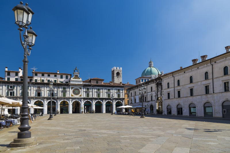 32 Best Day Trips from Milan: Alps, Lakes, Seaside Escapes & Hidden Gems