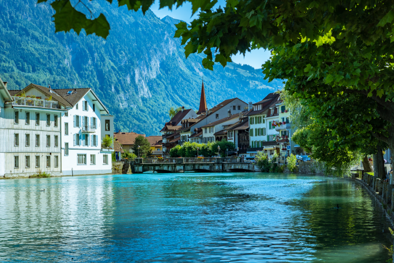 32 Best Day Trips from Milan: Alps, Lakes, Seaside Escapes & Hidden Gems