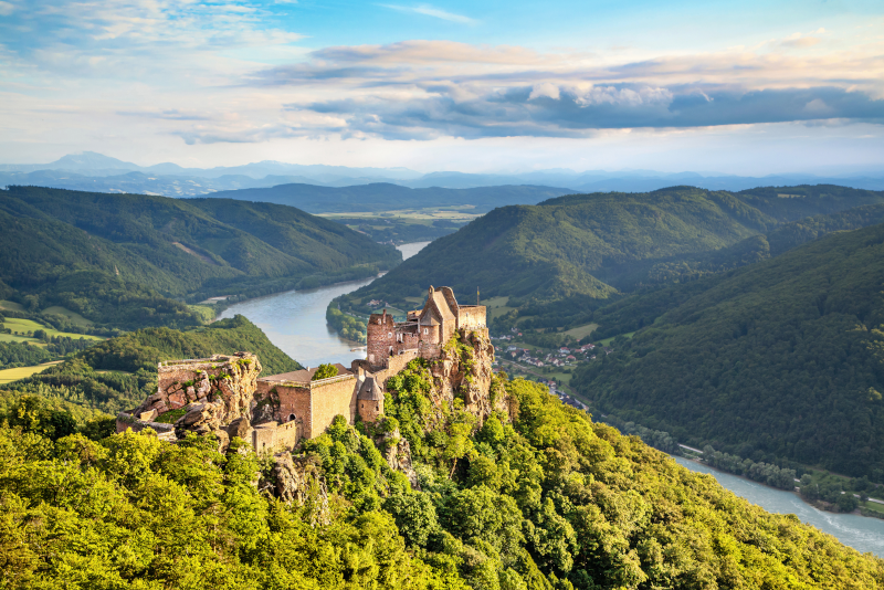 Top 28 Day Trips from Vienna: Stunning Escapes to Castles, Cities & More