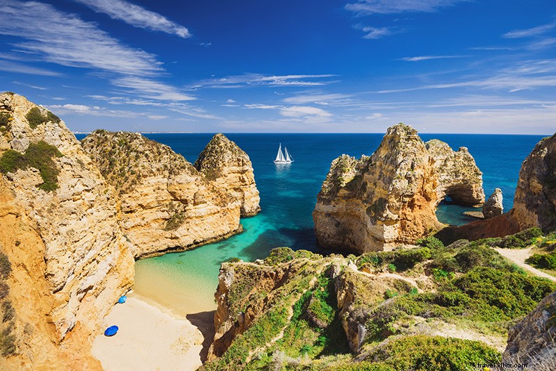 Top 24 Day Trips from Seville: Stunning Beaches, Majestic Palaces & Breathtaking Nature