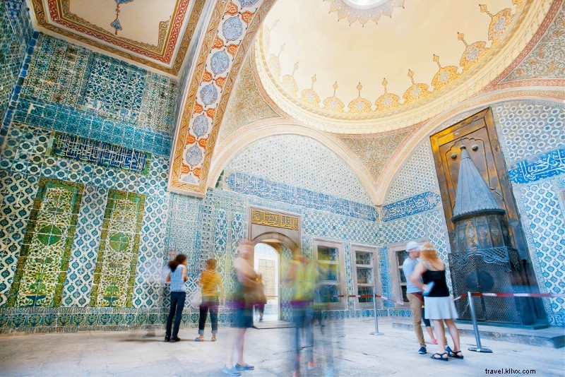 Topkapi Palace Museum Tickets: Prices, Booking Guide & Skip-the-Line Tips