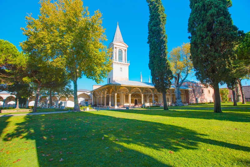Topkapi Palace Museum Tickets: Prices, Booking Guide & Skip-the-Line Tips