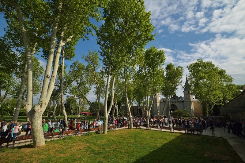 Topkapi Palace Museum Tickets: Prices, Booking Guide & Skip-the-Line Tips