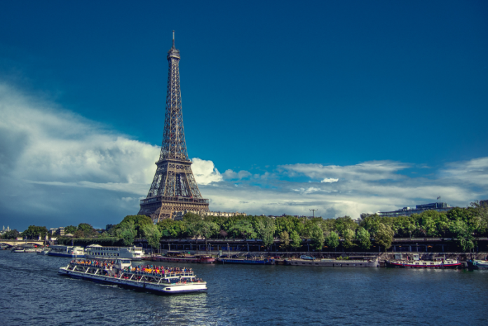 Best Seine River Cruises in Paris: Ultimate Comparison Guide