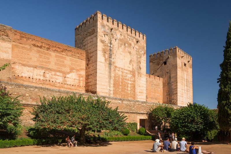 Alhambra Ticket Prices: Complete Guide to Online Booking & COVID-19 Updates