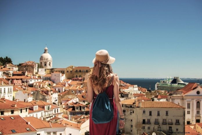 Top 18 Websites & Apps to Find Expert Local Tour Guides