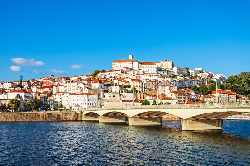 19 Best Day Trips from Lisbon: Regional Maps & Insider Guide