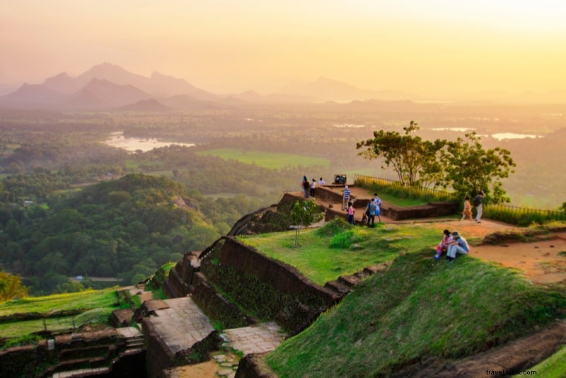 Top 11 Must-Visit Destinations in Sri Lanka for First-Time Travelers