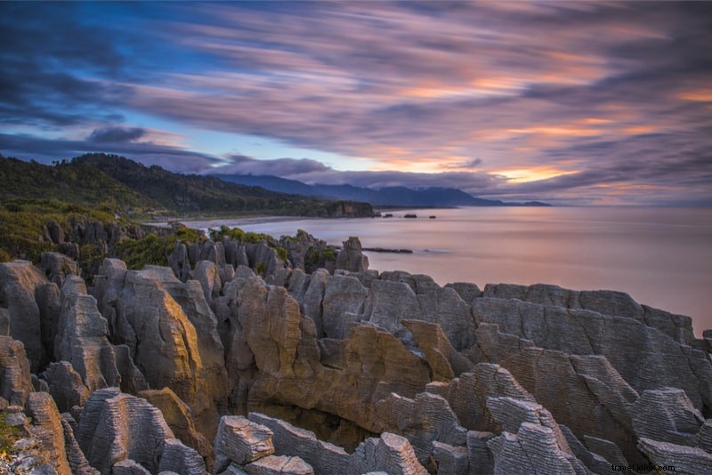 Discover 61 Fun Things to Do in New Zealand: North & South Islands Guide