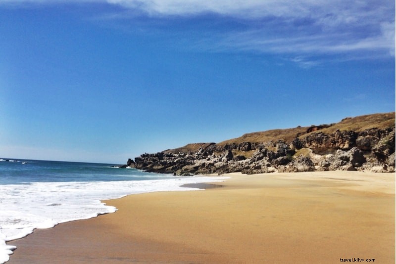 Discover 27 Must-Visit Surfing Spots Around the World