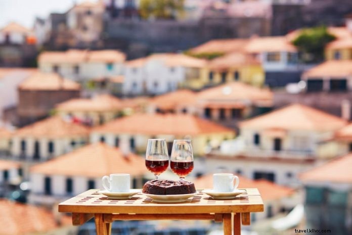 14 Best Budget Restaurants in Lisbon: Delicious Meals Under €10