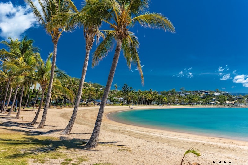 52 Ultimate Fun Things to Do in Australia: Cool & Unusual Adventures