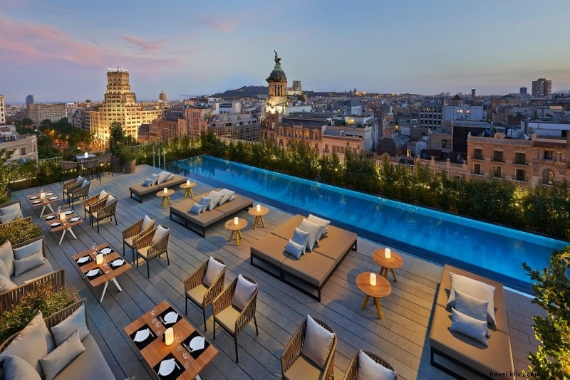 World s 50 Best Rooftop Bars: Stunning Views, Cocktails & Global Hotspots