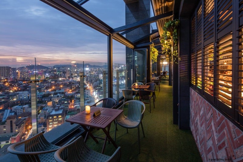 World s 50 Best Rooftop Bars: Stunning Views, Cocktails & Global Hotspots