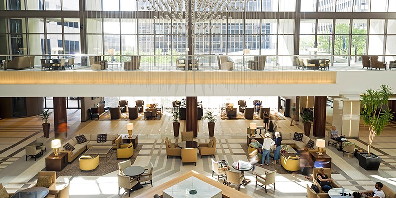 Crown Center Convention District: Premier All-in-One Hub for Meetings, Hotels, Dining & Shopping