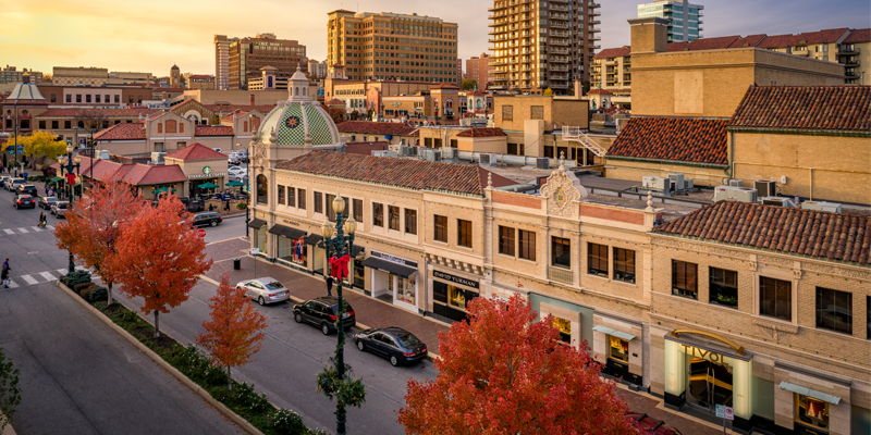 Top Kansas City Attractions: Family-Friendly Favorites and Shopping Wonders