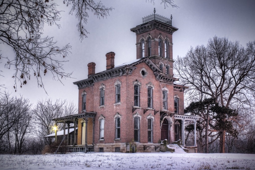 Discover Kansas City s Real Haunted Houses: Chilling True Ghost Stories