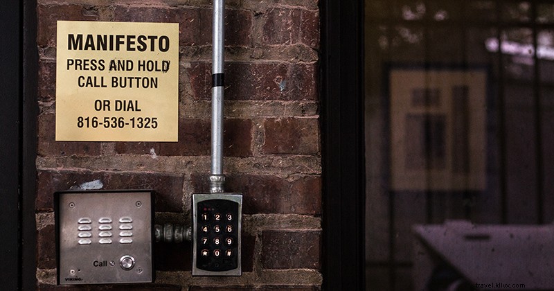 Kansas City s Lofty Heights and Underground Wonders: Sky-High and Subterranean Adventures