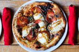 Julia Haile s Kansas City Q&A: Top Eats, Venues & Songwriting Insights