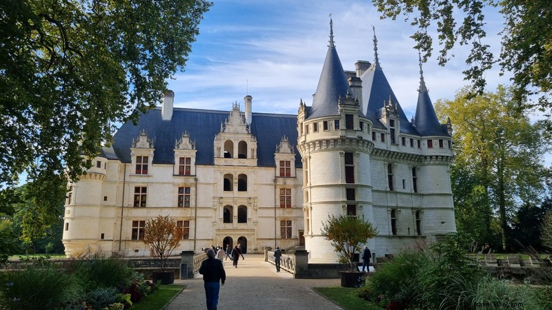 Château d Azay-le-Rideau: Renaissance Jewel of the Loire Valley