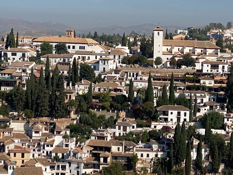Stunning Granada Overlook: Breathtaking Panoramic Views