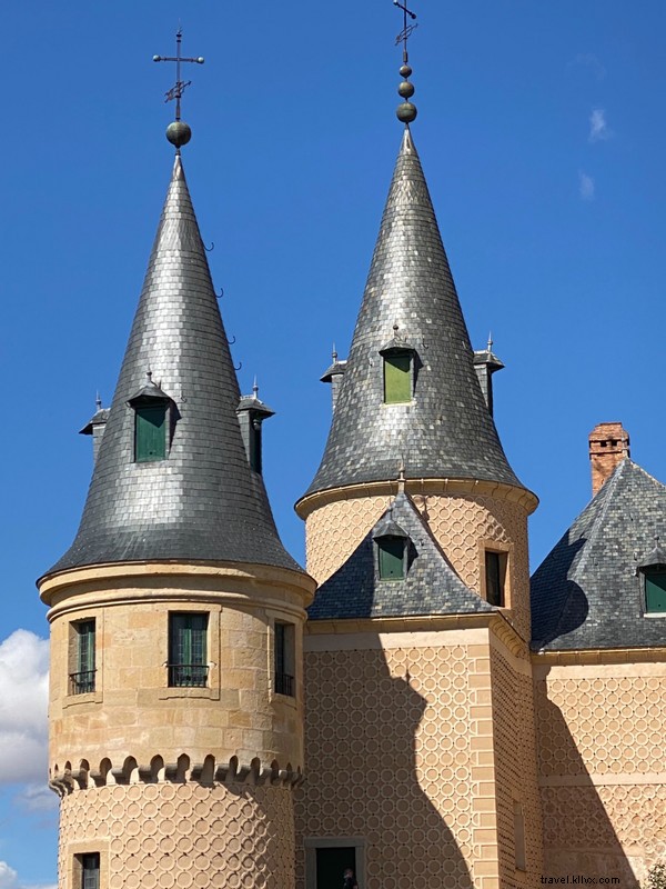 Breathtaking Turret Architecture: Majestic Designs Unveiled