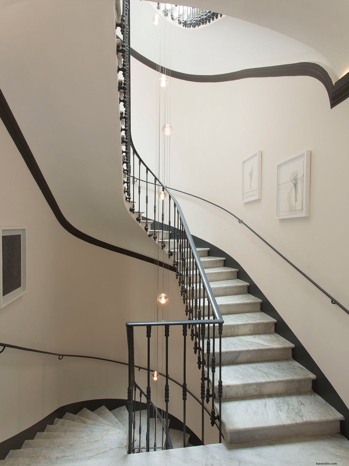 Corso 281 Luxury Suites: Serene Retreat in Rome s Historic Heart