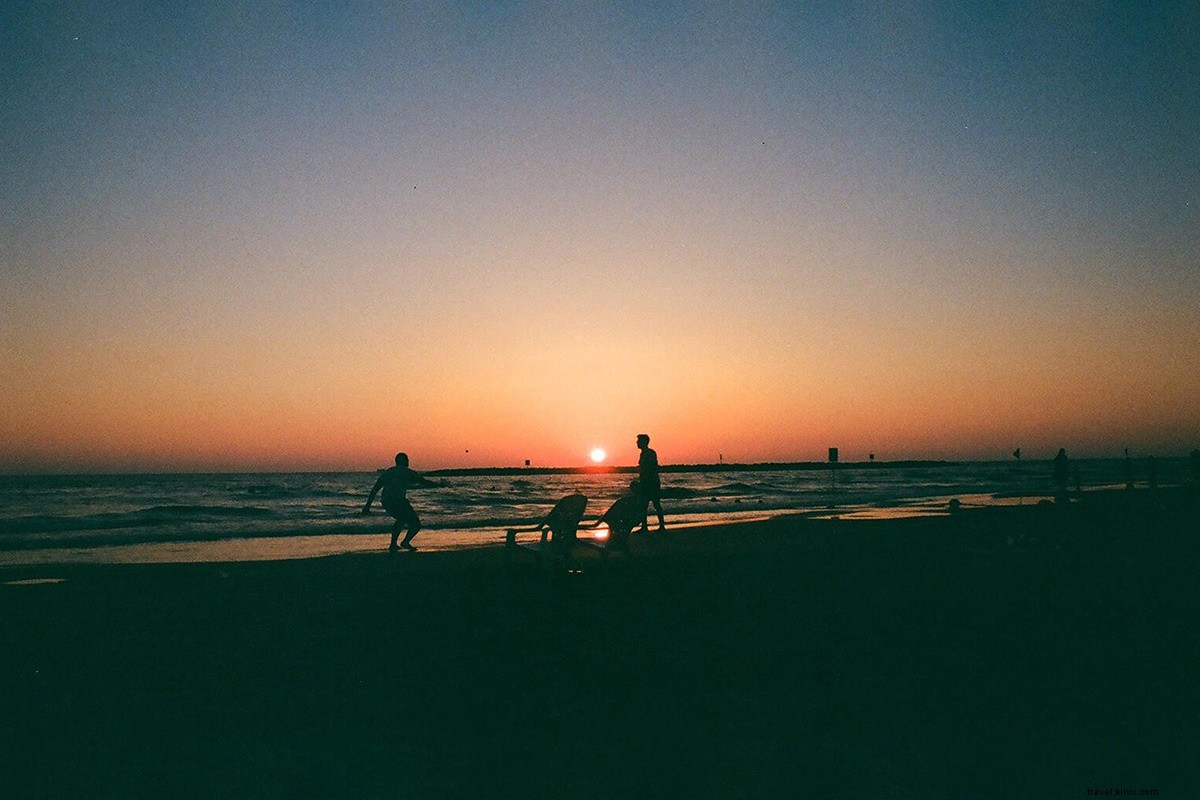 Celebrating Shabbat in Tel Aviv: Insider Guide from Local Expert Lotte Beilin