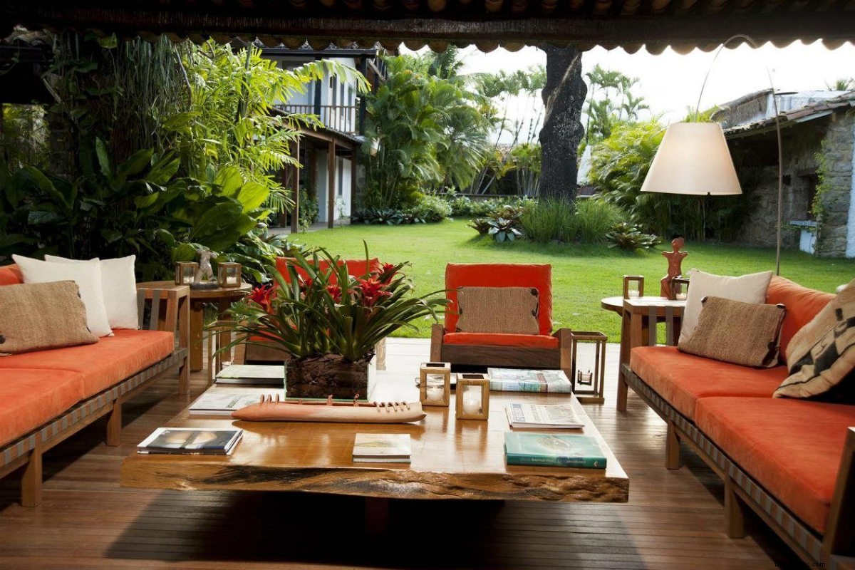 Solo Holiday Travel 2016: Epic Adventures for Independent Travelers