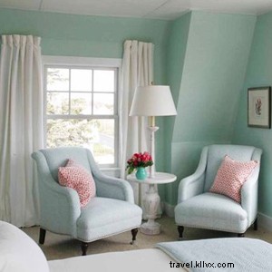 Kennebunk, Maine: Ultimate Quick Getaway Guide to Sunsets, Lobster & Beach Stays