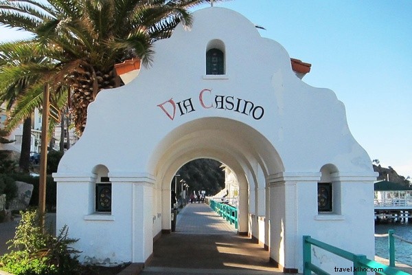 Catalina Island: Where Sunshine Meets Noir Intrigue – A Local s Guide