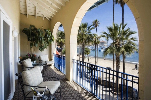 Catalina Island: Where Sunshine Meets Noir Intrigue – A Local s Guide