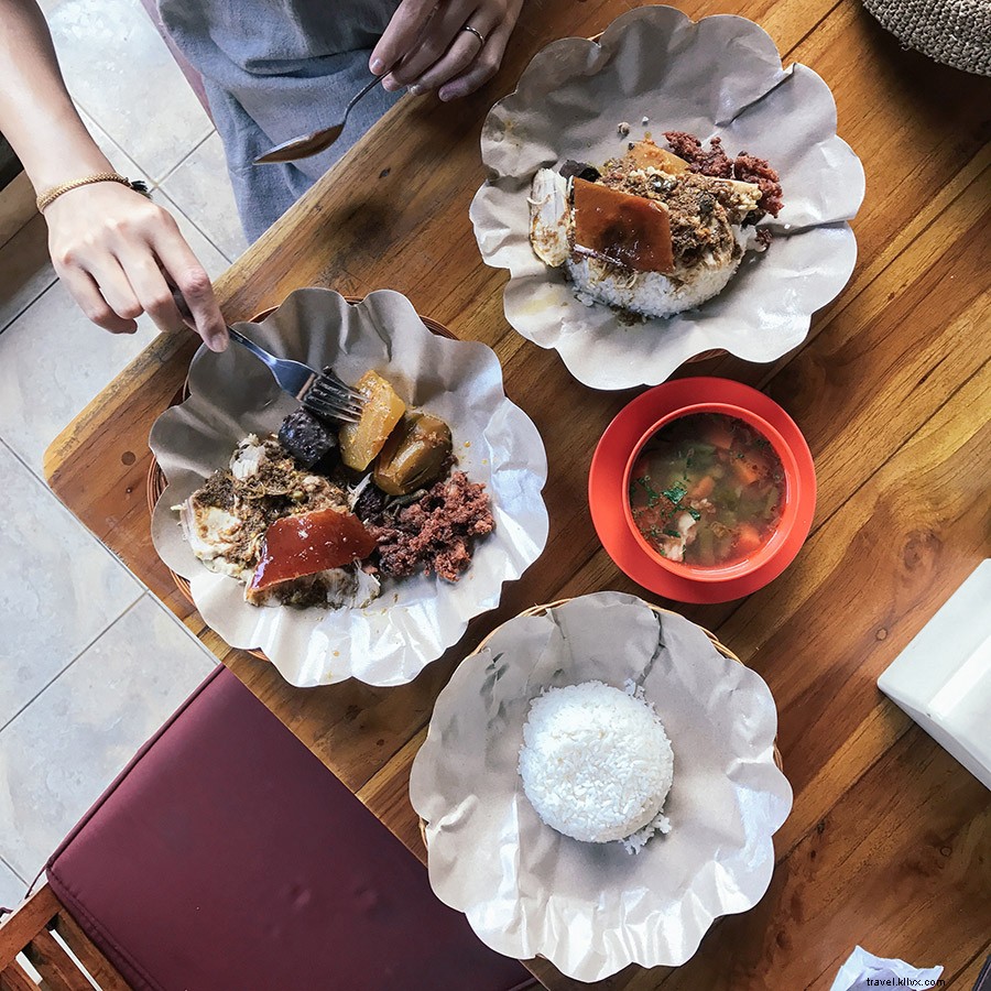 Bali Honeymoon Paradise: Stunning Waters, Lush Nature, and Welcoming People in Ubud