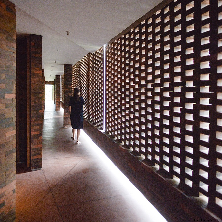 Bali Honeymoon Paradise: Stunning Waters, Lush Nature, and Welcoming People in Ubud