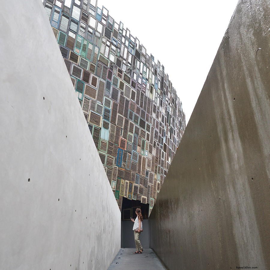 Bali Honeymoon Paradise: Stunning Waters, Lush Nature, and Welcoming People in Ubud