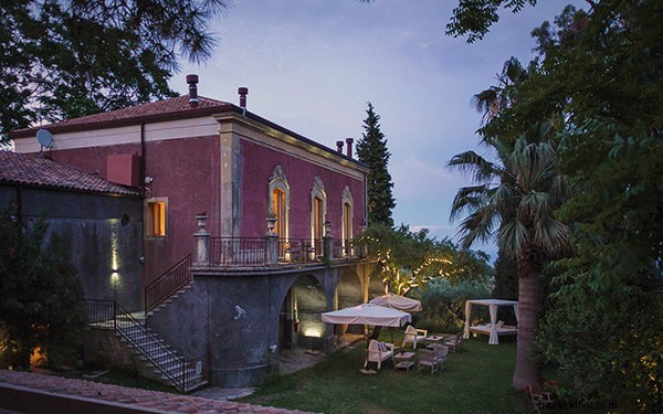 Sicily Solo: A Single Woman s Romantic Island Adventure