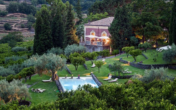 Sicily Solo: A Single Woman s Romantic Island Adventure